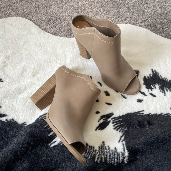 DV by Dolce Vita Shoes - dolce vita bootie